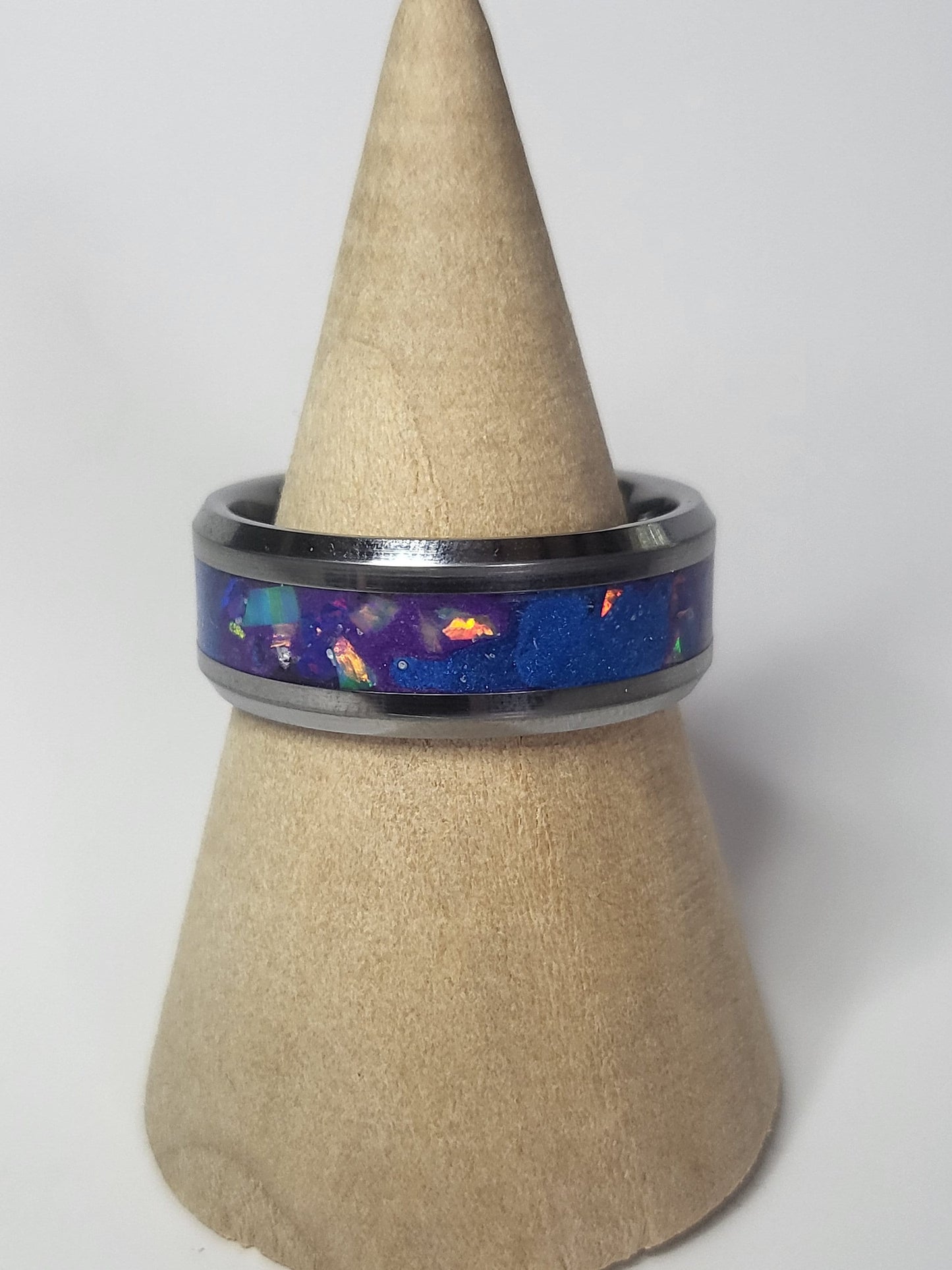 Tungsten Ring White & Cyan Opal UV Glow Powder