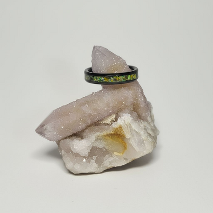 Black Ceramic Band 4mm Pineapple Opal UV Glow Powder