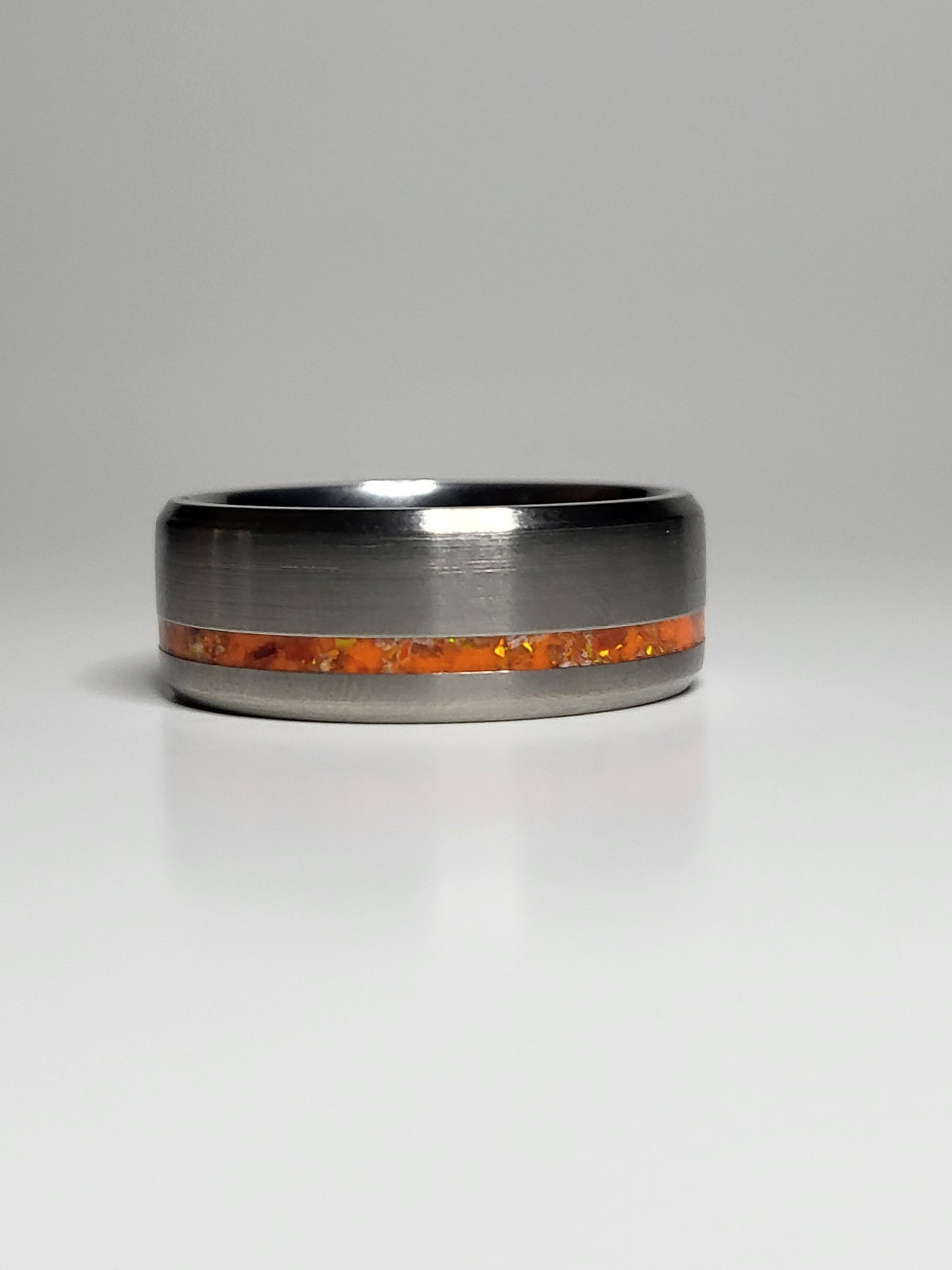 Titanium Ring Offset Thin Line, Blood Orange Opal Orange UV Glow