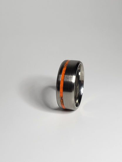 Titanium Ring Offset Thin Line, Blood Orange Opal Orange UV Glow