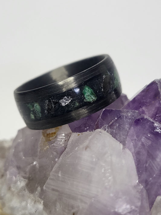 Carbon Fiber Ring Malachite, Quartz, Amethyst UV Glow Powder